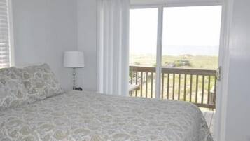 House, 4 Bedrooms | View from room