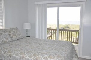 House, 4 Bedrooms | View from room