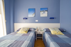 Basic Twin Room, Sea View - Pensión La Gaviota (Alajero)
