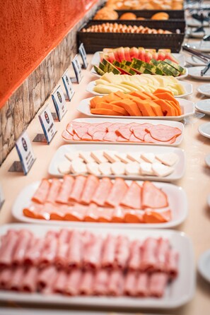 Gratis frukostbuffé varje dag