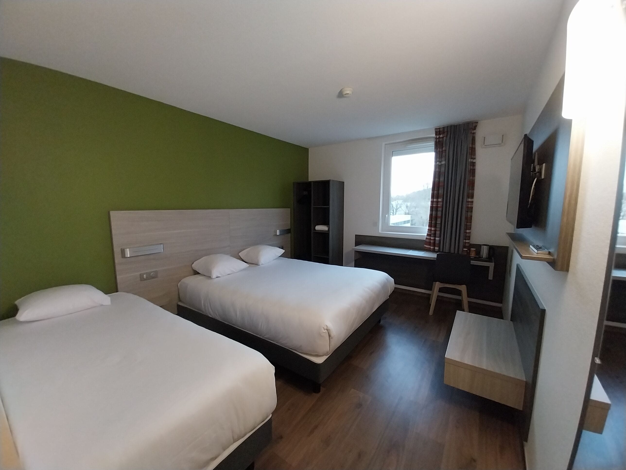 Triple Room | Desk, blackout drapes, soundproofing, iron/ironing board