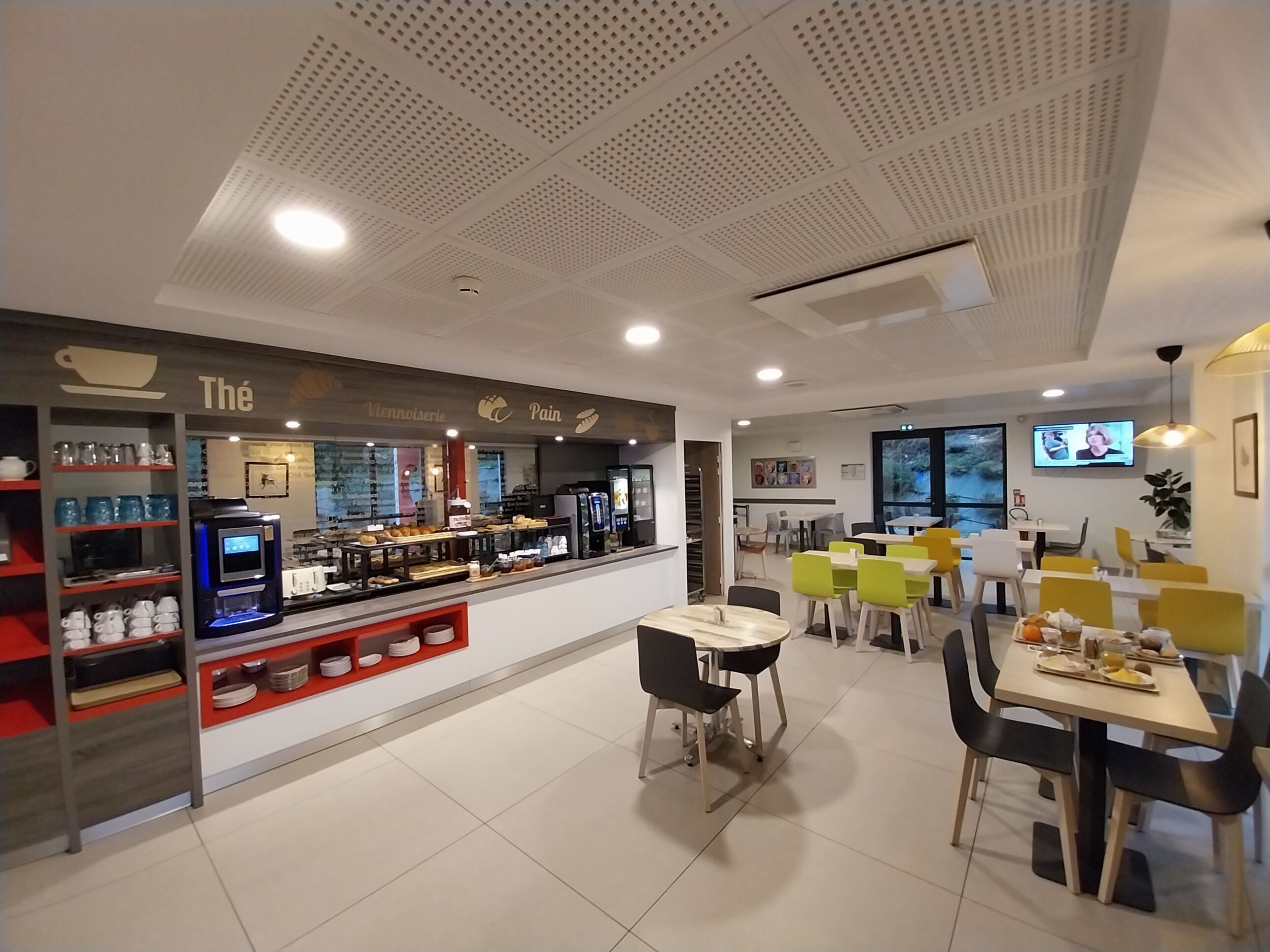 Daily buffet breakfast (EUR 12.50 per person)