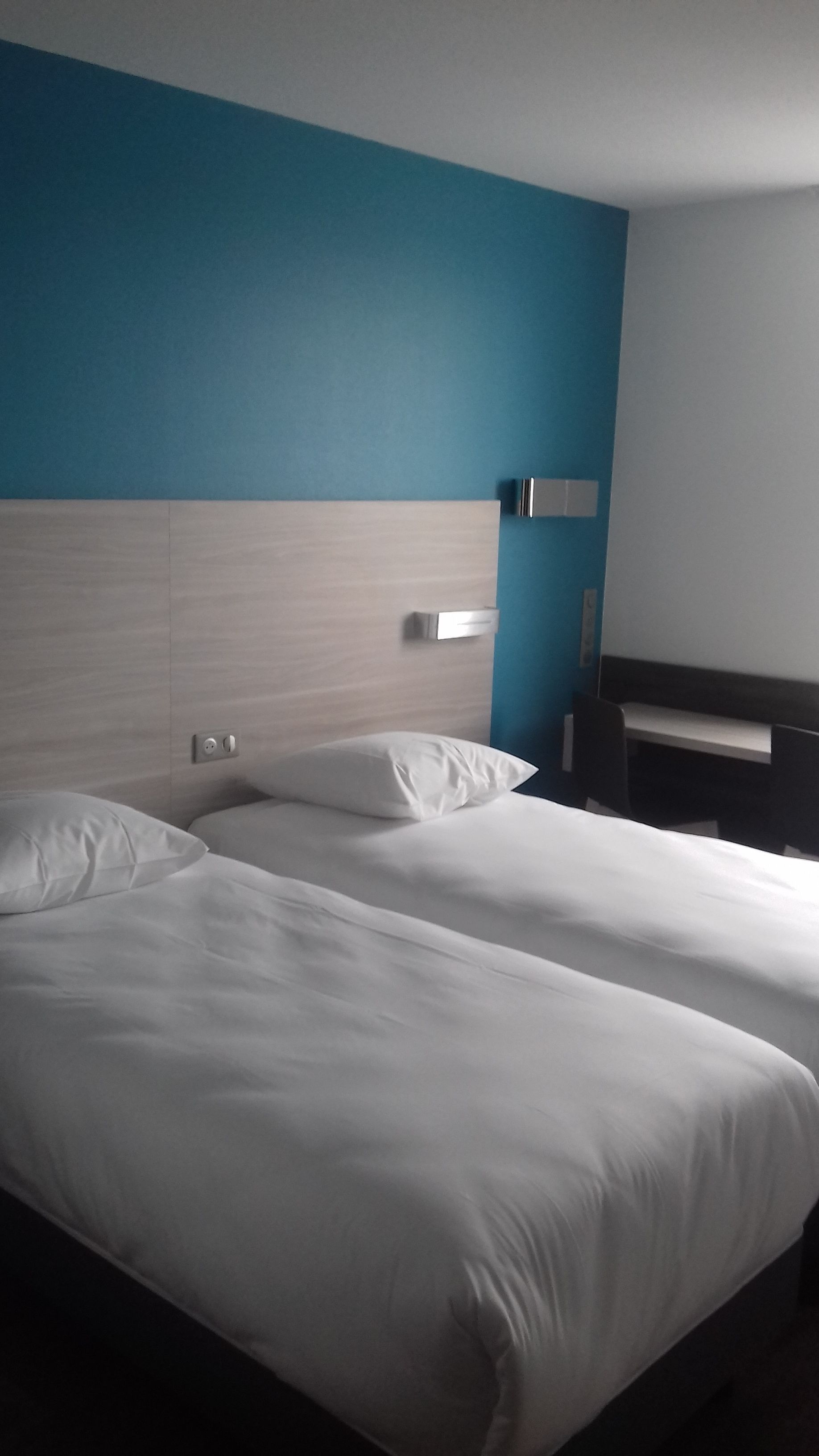 twin room | desk, blackout curtains, soundproofing, iron/ironing board