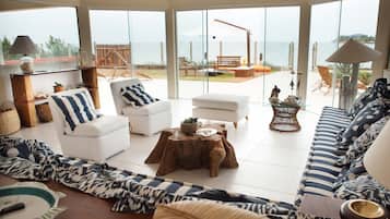 Villa | 7 bedrooms, premium bedding, individually decorated, iron/ironing board