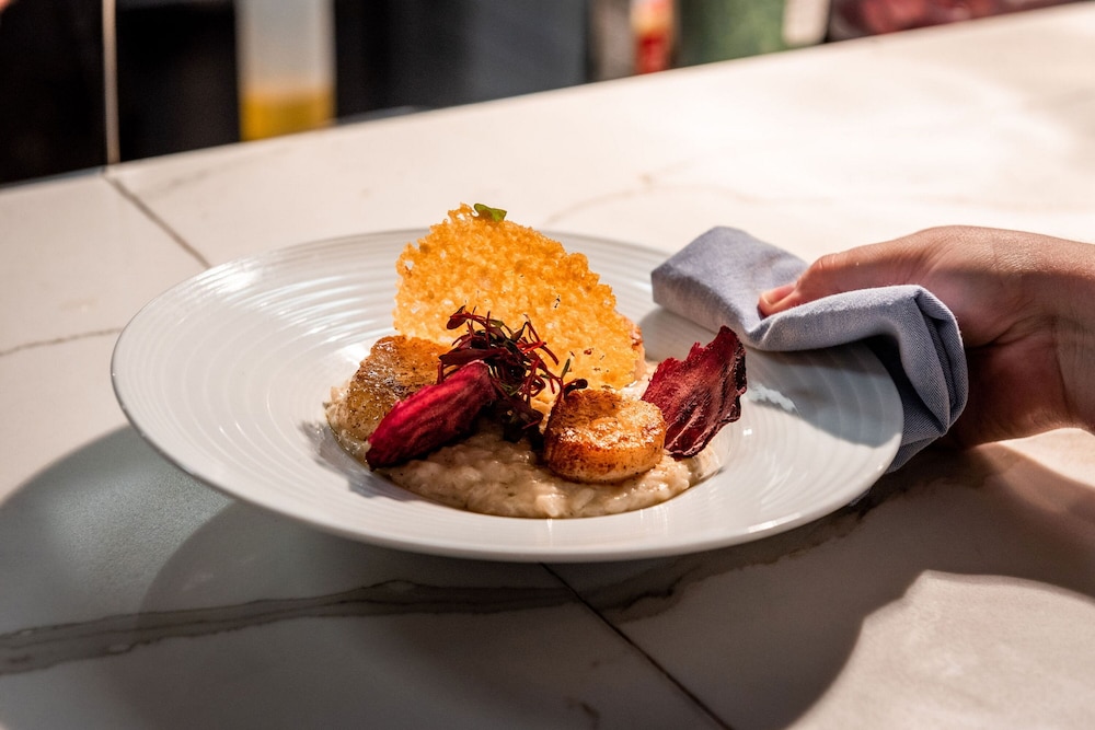 Joinery Hotel Pittsburgh, Curio Collection by Hilton by null