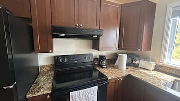 Fridge, microwave, coffee/tea maker