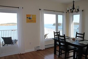 Petit déjeuner préparé sur commande servi tous les jours en supplément