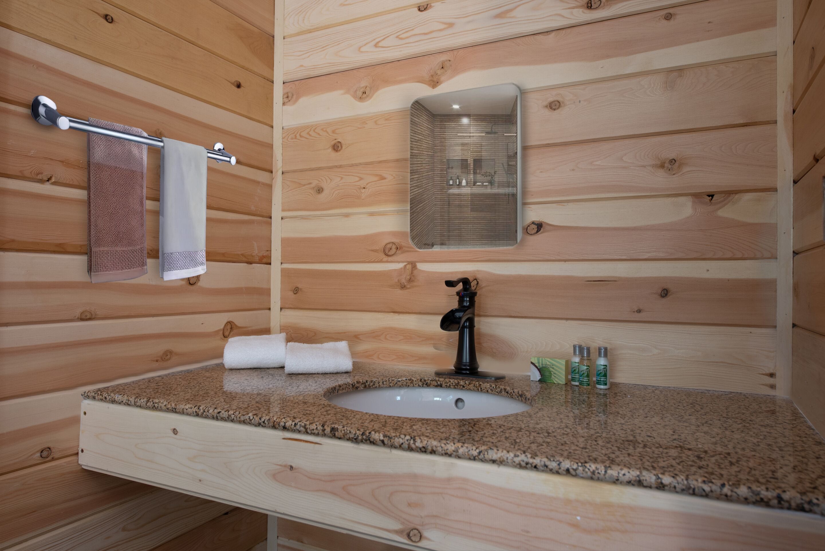 Suite, Ensuite (2 Bedroom/3 bed-Kitchen ) | Bathroom