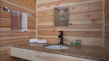 Suite, Ensuite (2 Bedroom/3 bed-Kitchen ) | Bathroom