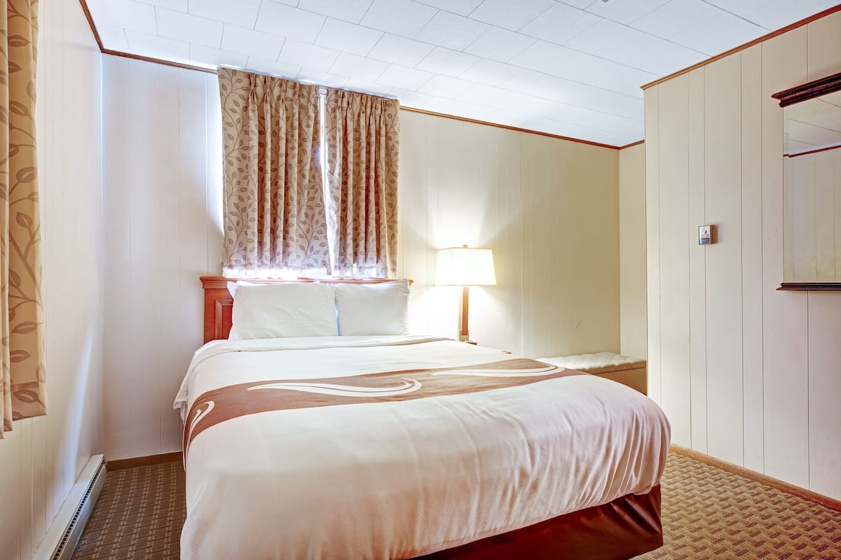 Double Room, Ensuite (1)