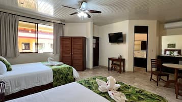 Master Suite | Lençóis italianos Frette, roupas de cama premium, edredons de pluma