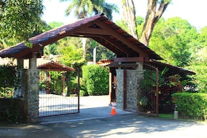 Exterior - La Foresta Nature Resort (Quepos)