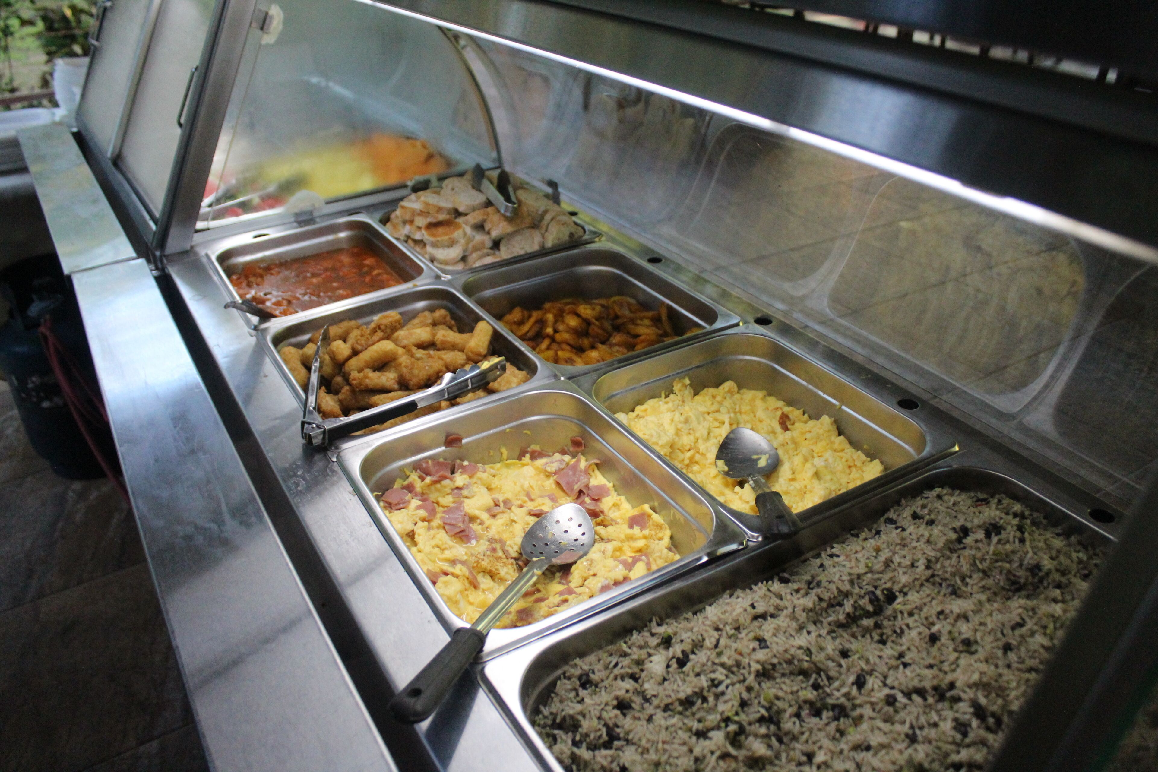 Petit déjeuner préparé à la commande compris tous les jours