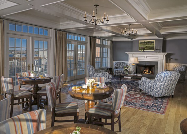 Interior - The Inn at Stonington (Stonington)