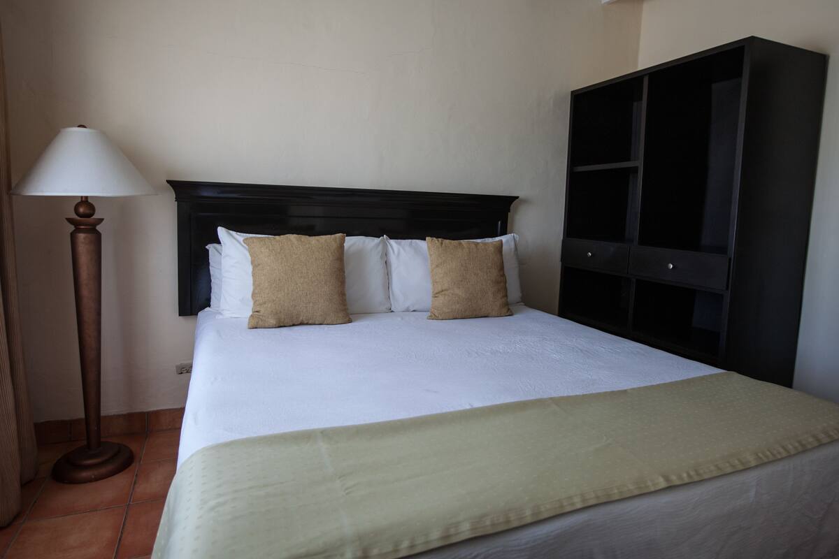 Villa familiare, 1 camera da letto, accessibile ai disabili, vista giardino | Ferro/asse da stiro, Wi-Fi gratuito