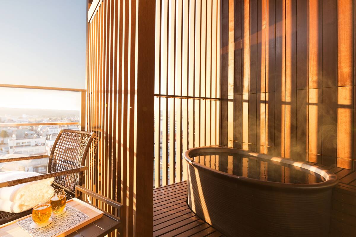 Traditionellt rum (Japanese-style Outdoor Bath RA3) | Terrass/Patio