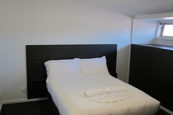 Double Bed Single Room