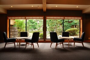 Lobby - Hoshino Resorts KAI Tamatsukuri (Matsue)