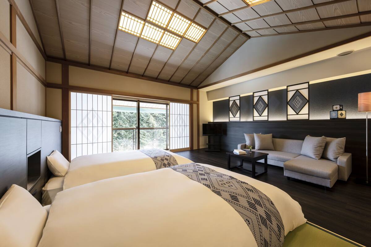 Traditional Room (Japanese Style) | Peti besi dalam bilik, meja, Wi-fi percuma, dihias secara berasingan 