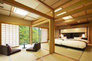 Japanese-style Room with Mountain View WY4 | In-room safe, laptop workspace, free WiFi - Hoshino Resorts KAI Nikko (Nikko)