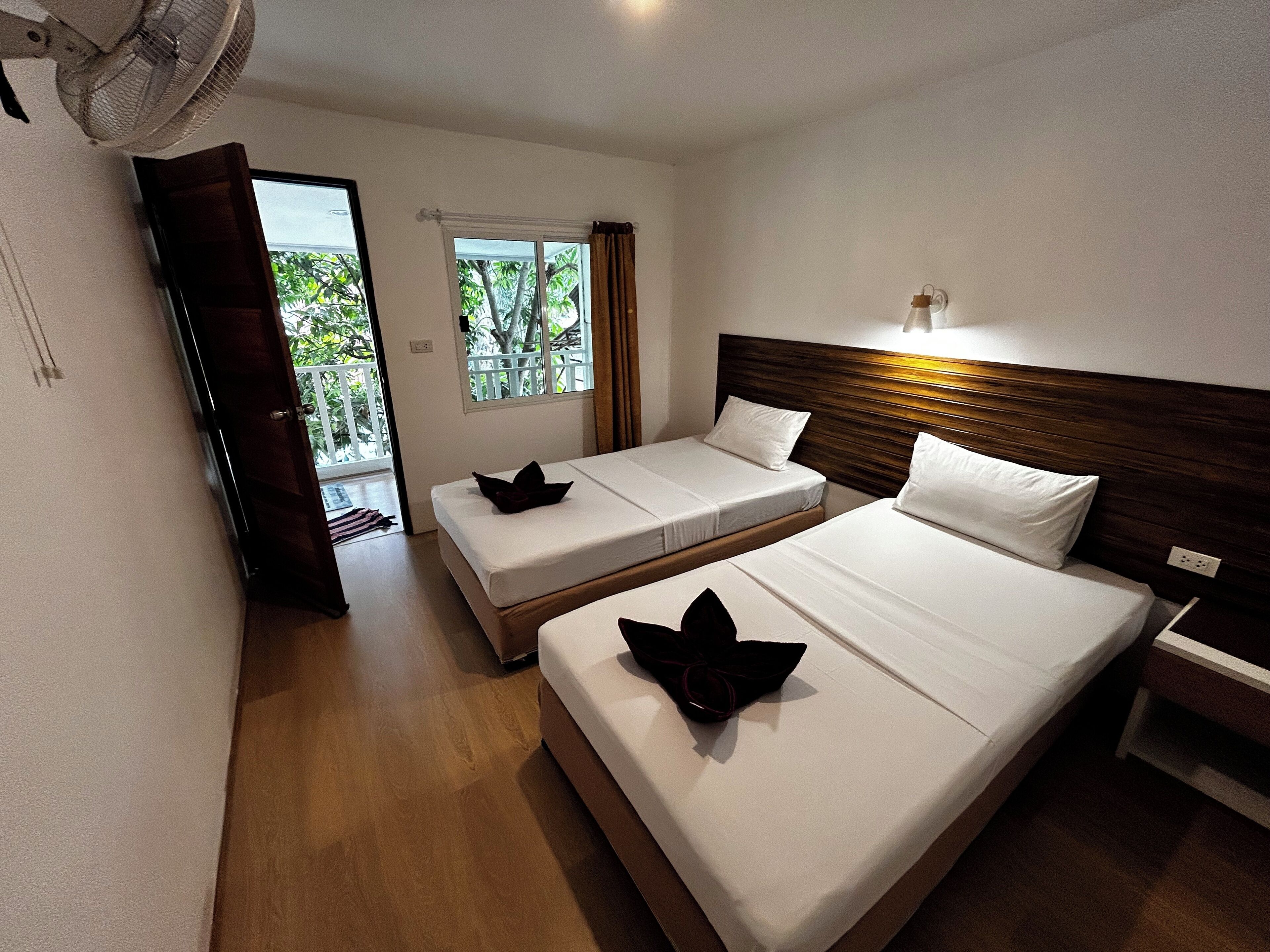 Twin Room with Fan | Gratis wi-fi och sängkläder