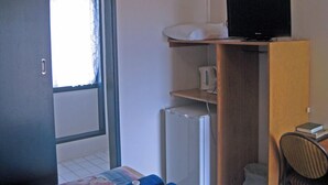 Unclassified image, 3 of 11, button - Billabong Hotel Motel (Cunnamulla)