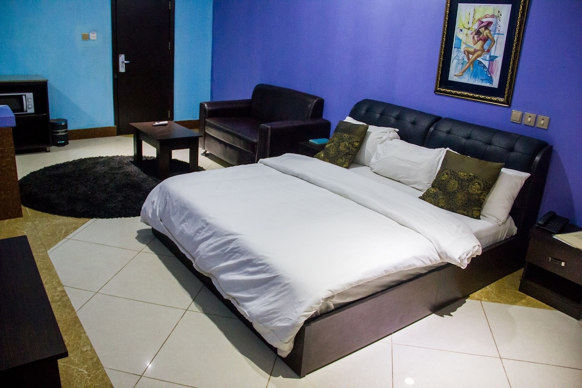 Executive Room | Meja, ruang kerja komputer riba, Wi-fi percuma, cadar katil