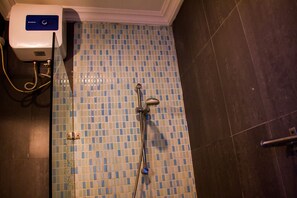 Regadera en el baño