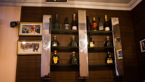 酒吧（店内）