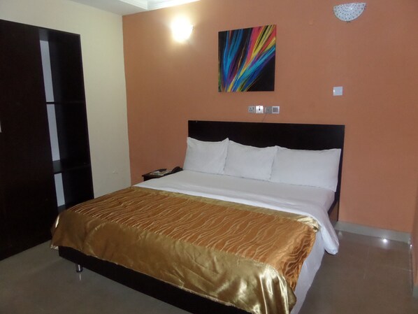 Chambre Exécutive, 1 très grand lit