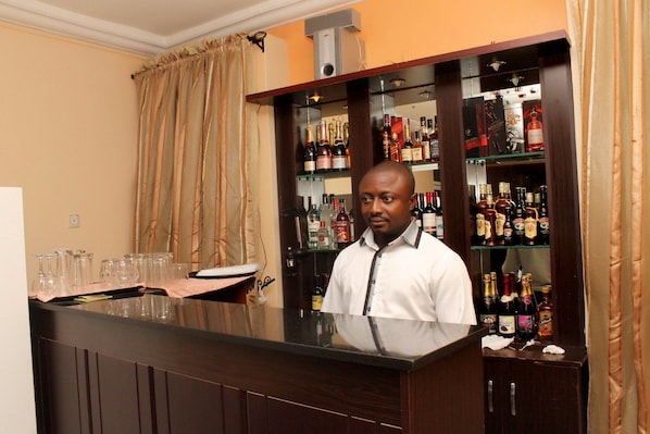 Bar (en la propiedad)