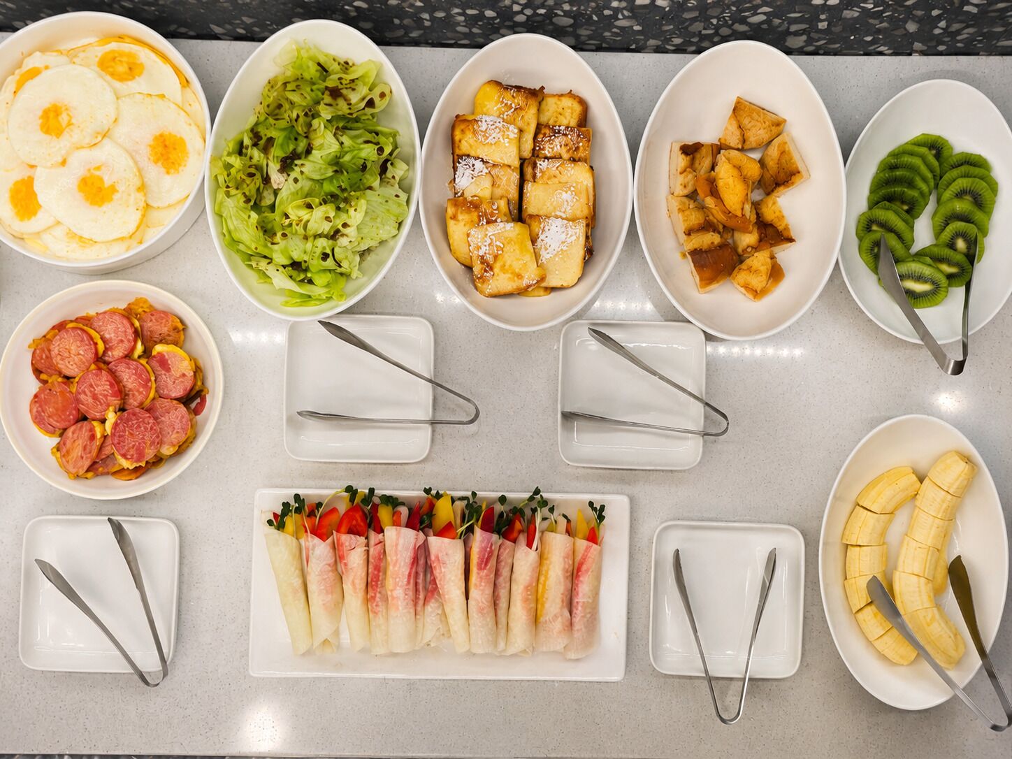 Inbegriffenes Frühstücksbuffet unter der Woche