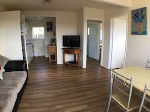 Apartment, 2 Schlafzimmer | Wohnbereich