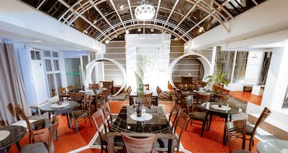 Emerald Boutique Hotel