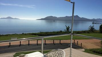 ์ด๊ทธ์ ํํฐ๋ธ ์คํ๋์ค, ๋ฐ๋ค ์ ๋ง | ๋ฐ์ฝ๋