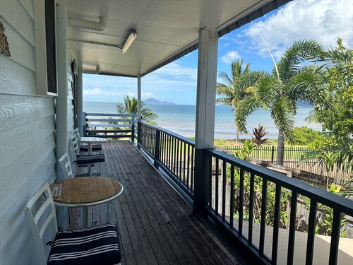 Cardwell Beachfront Motel