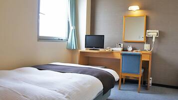 Desk, iron/ironing board, free WiFi, bed sheets