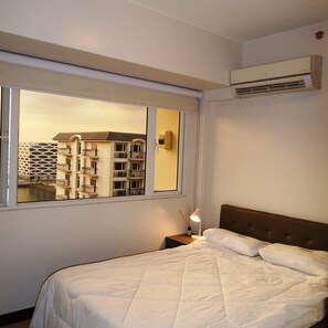 1 Bedroom | 1 bedroom, iron/ironing board, free WiFi