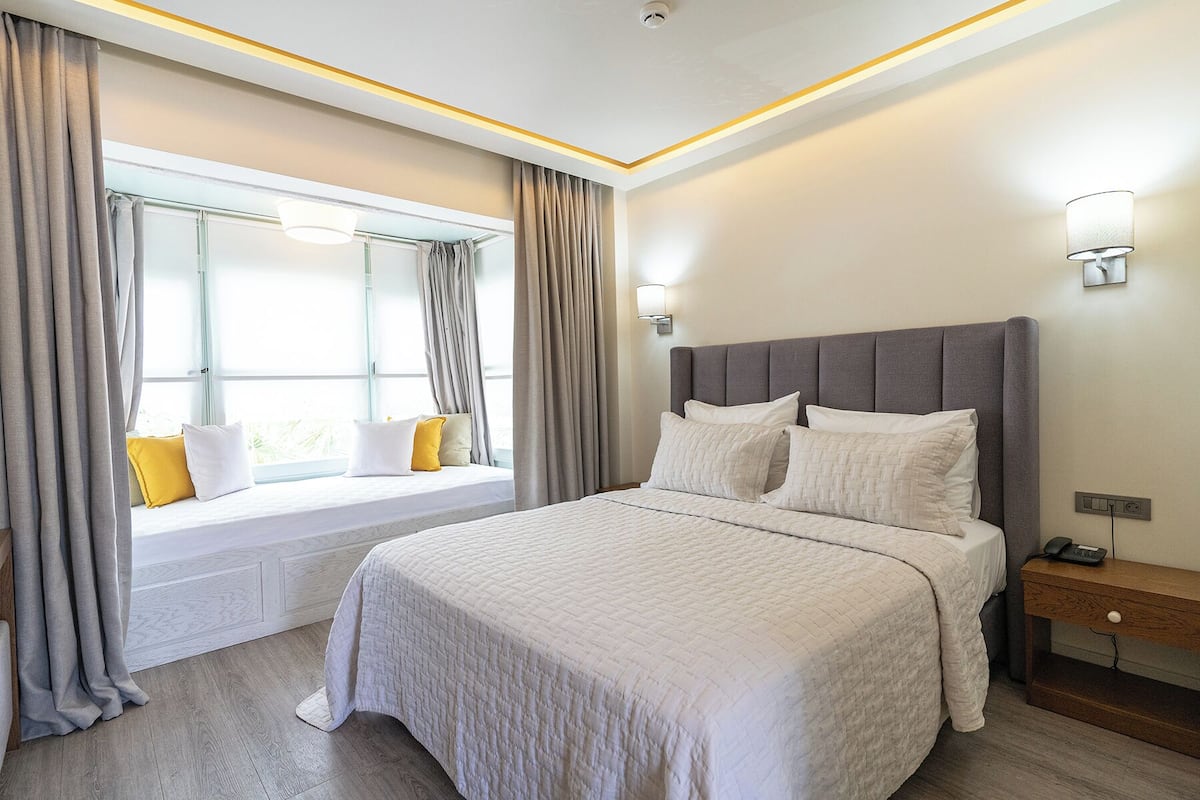 Deluxe Quadruple Room