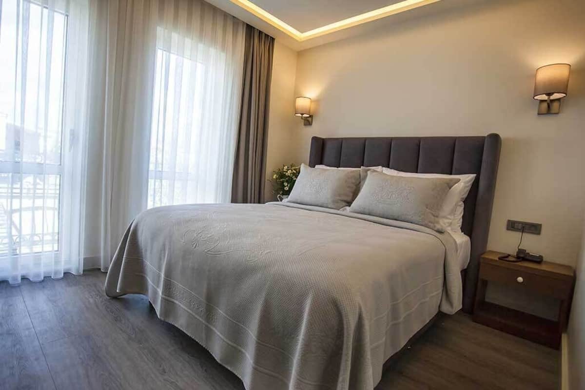 Fransiz Balkonlu Oda