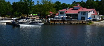Lake Murray Resort & Marina