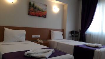 Egyptian cotton sheets, premium bedding, minibar, desk