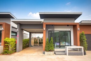 Front of property - Baan Le Vimaan (Nakhon Ratchasima)