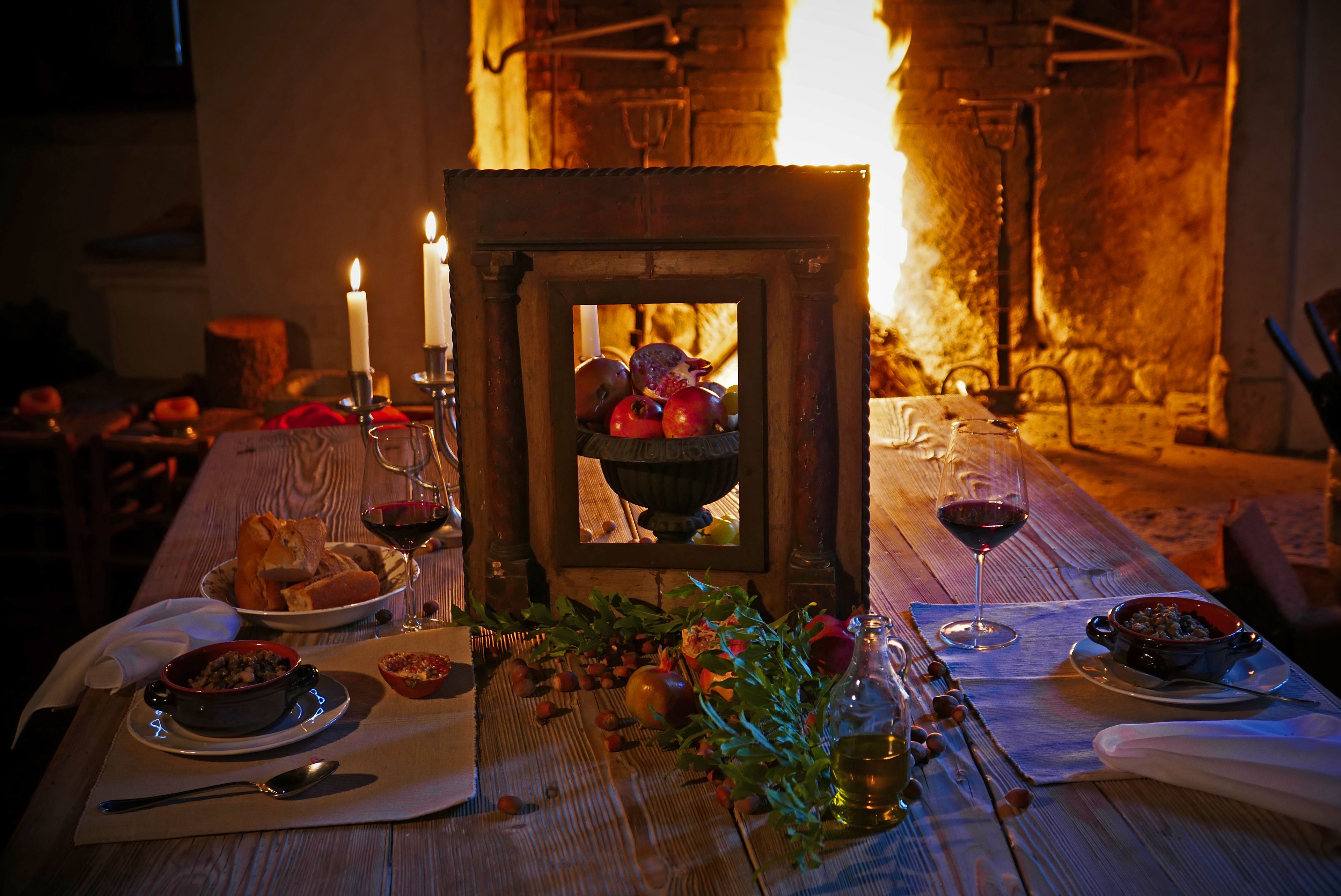 breakfast, lunch, dinner served; regional cuisine