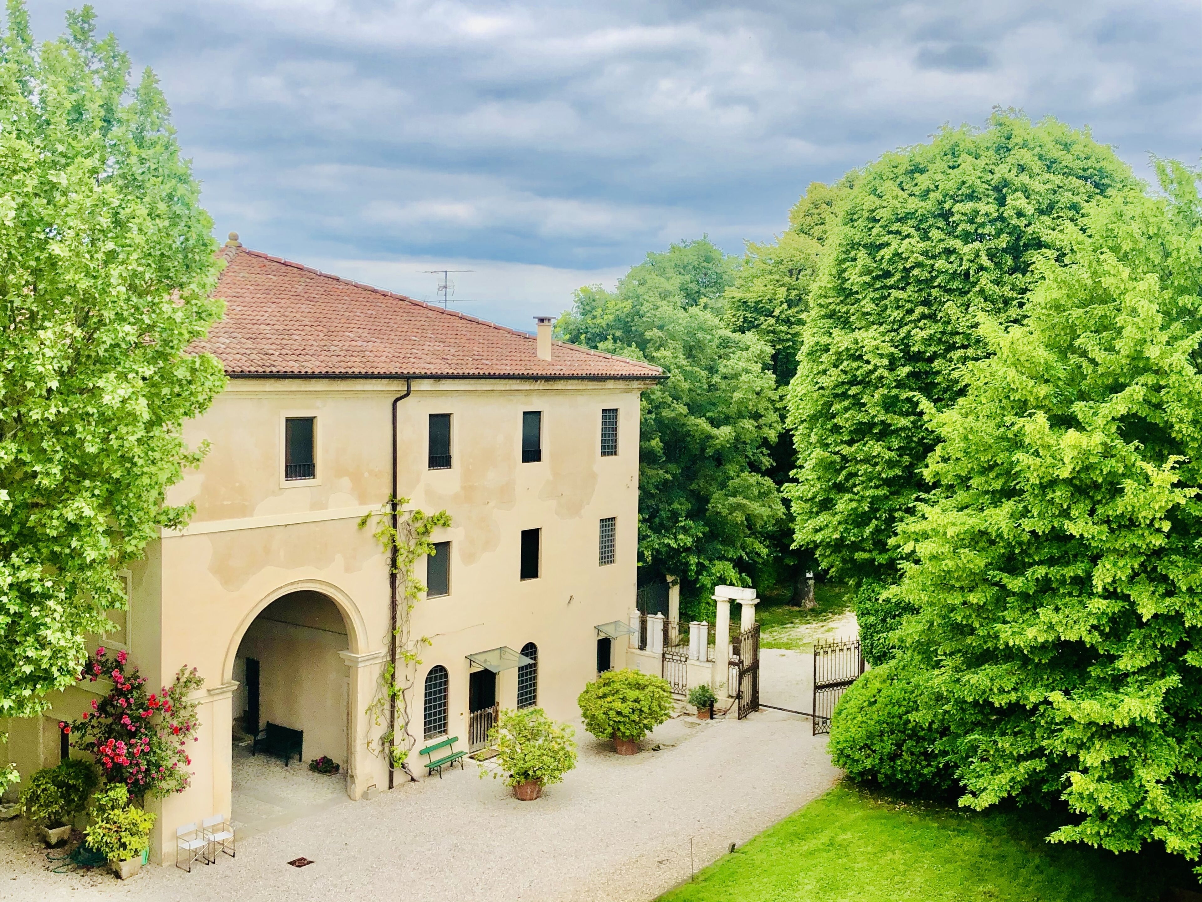 Suite Familiale, 2 chambres | Vue sur la cour