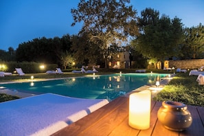 Private pool