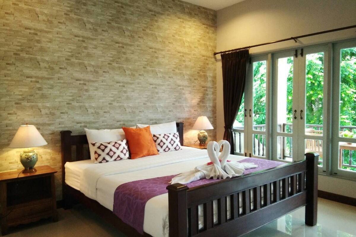 superior double room | desk, blackout curtains, free wifi