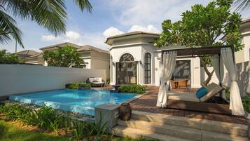 The Level 3-Bedroom Villa Ocean View with Private Pool | Living area | LCD TV