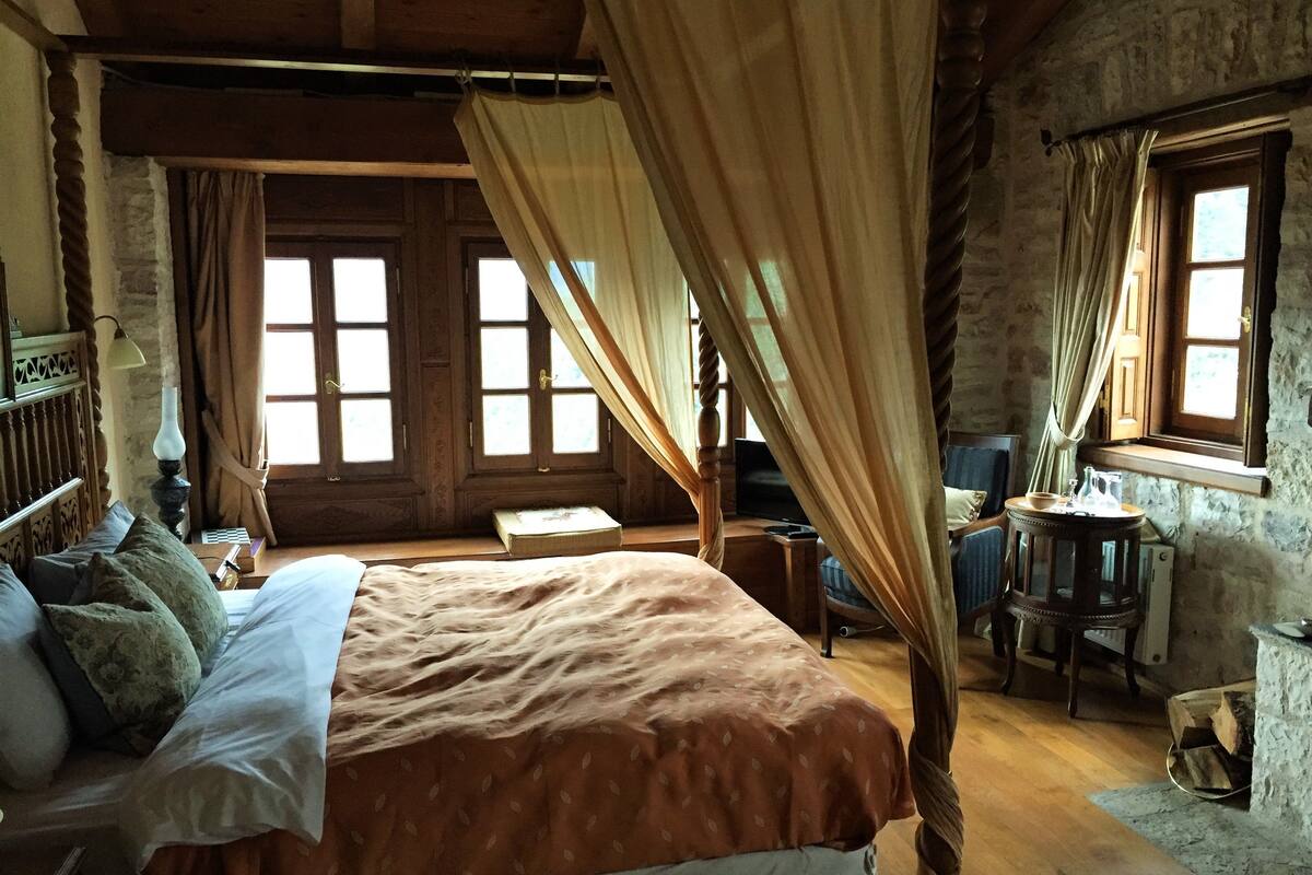 Individually decorated, individually furnished, rollaway beds
