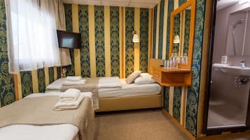 Standard Cabin, 2 Twin Beds